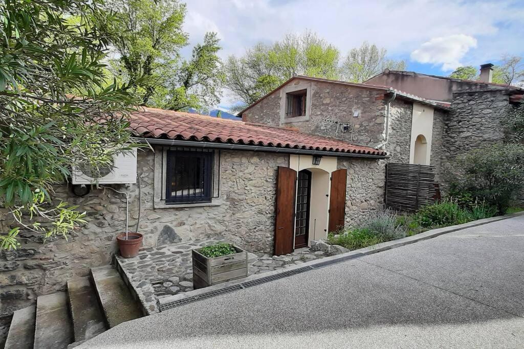 Gite De Charme Dans Mas Catalan Prades  Eksteriør billede